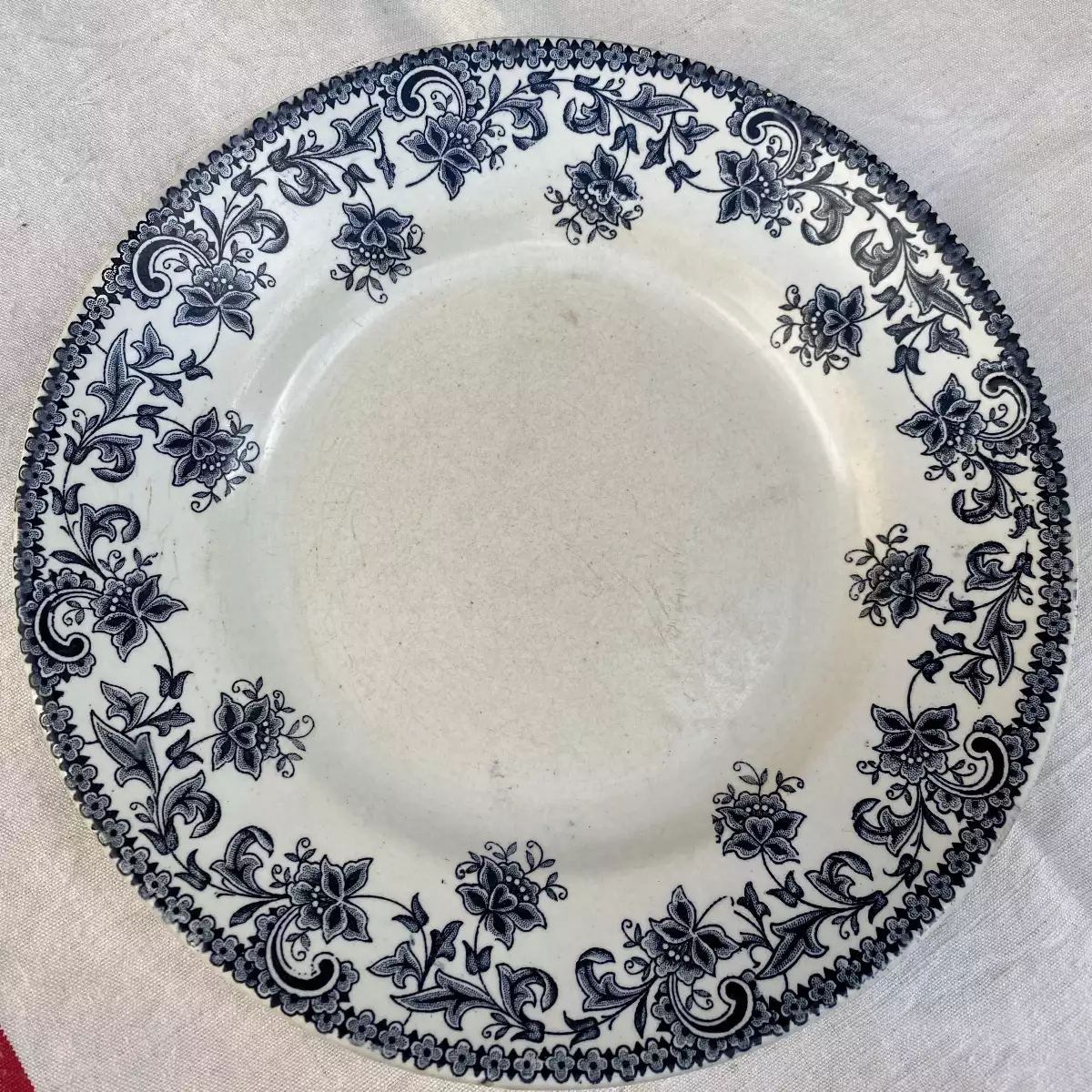 Assiette plate Jane SaintAmand