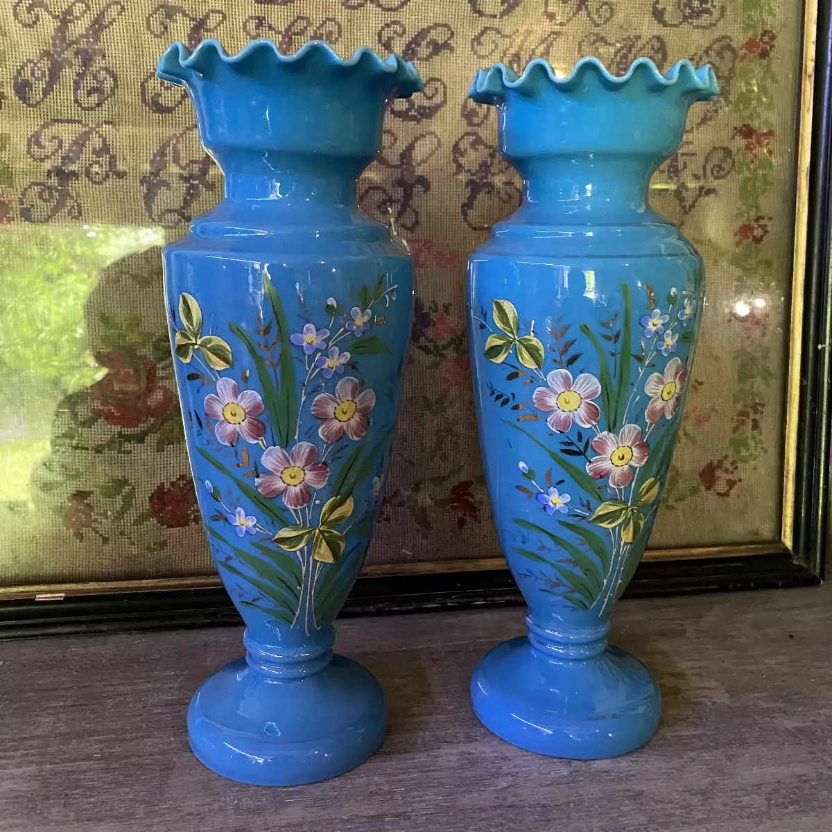 paire de vases anciens en opaline