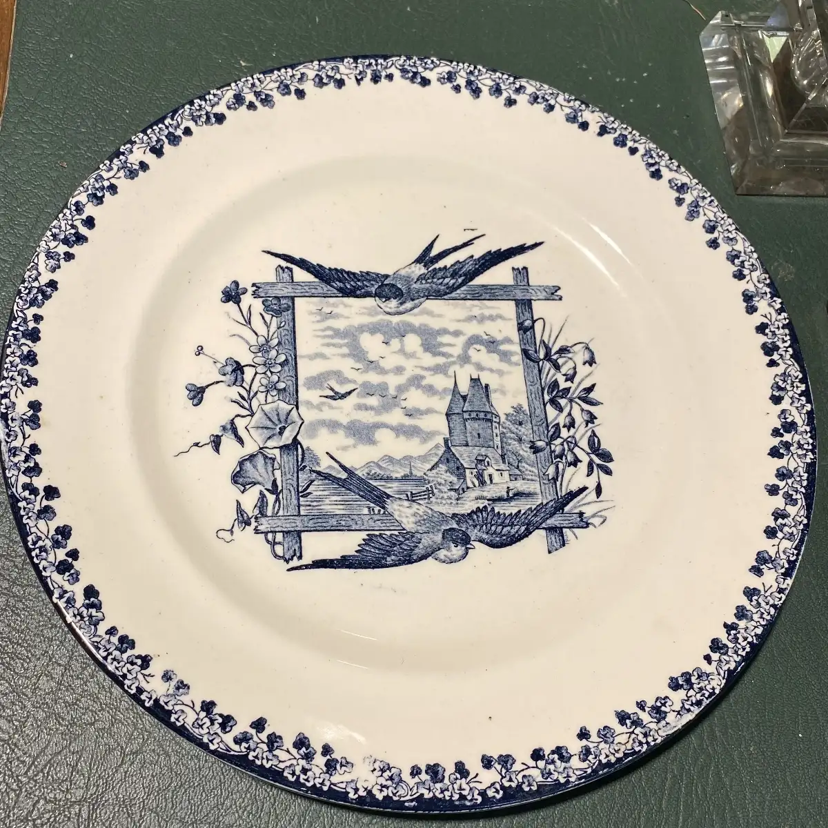 Grand plat terre de fer